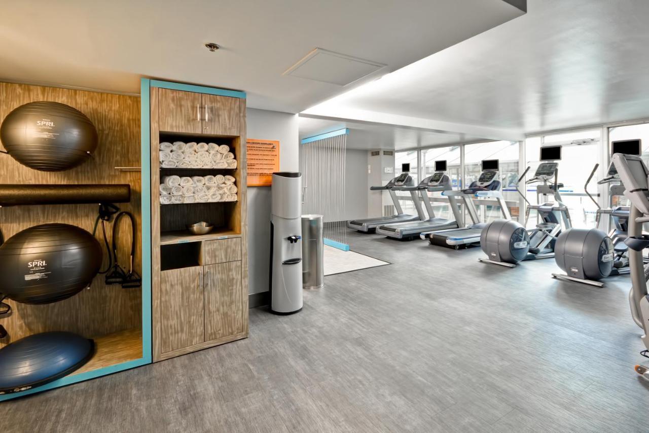 Crowne Plaza Tulsa Hotel Southern Hills Экстерьер фото