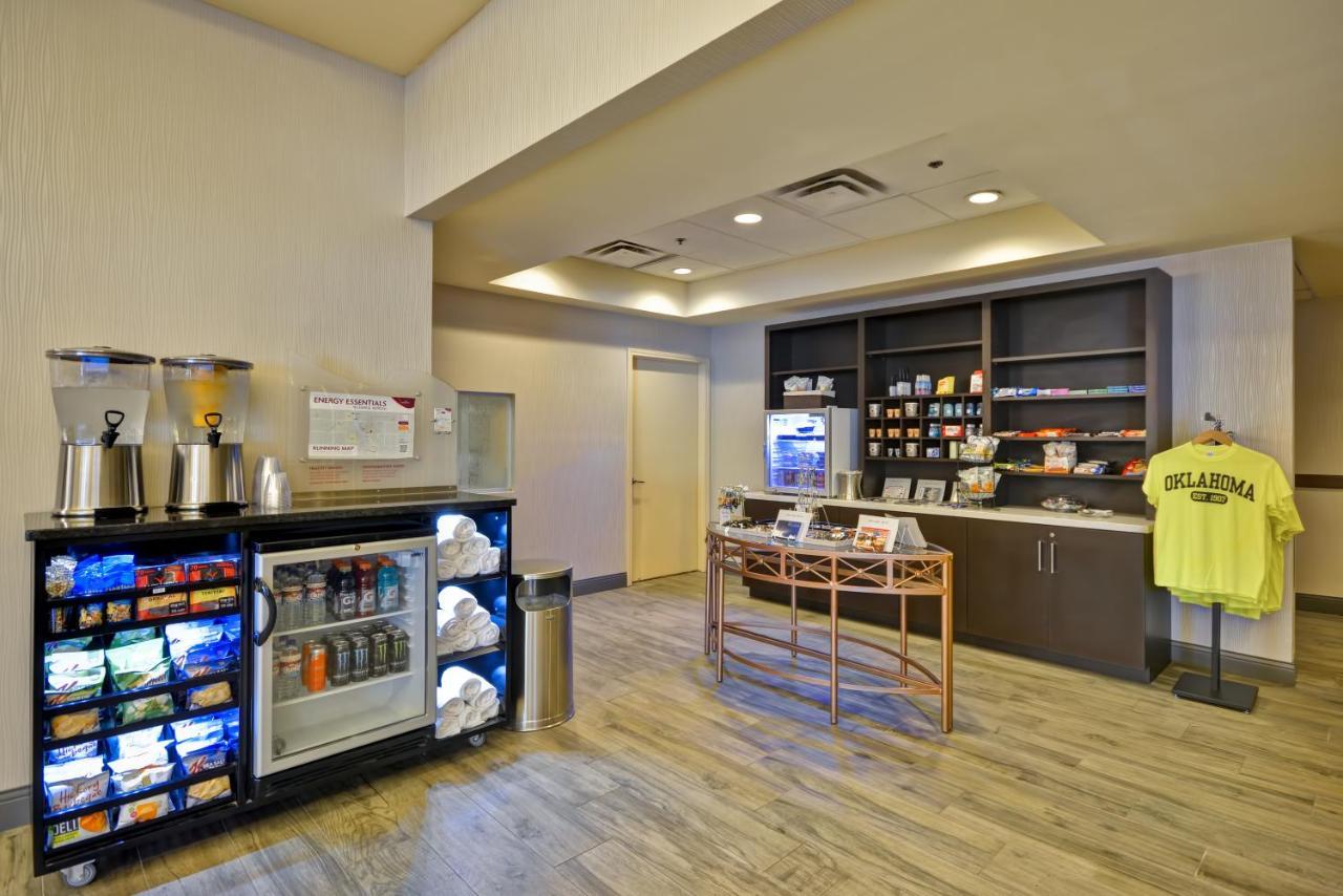 Crowne Plaza Tulsa Hotel Southern Hills Экстерьер фото